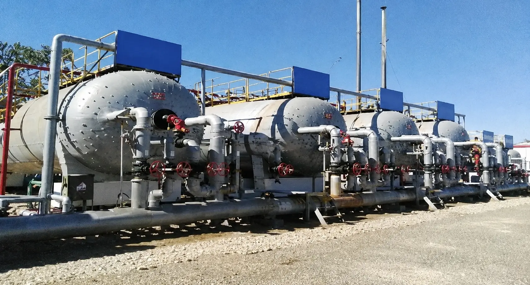 Oilfield heater group